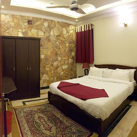 Triple One Hotel Suites Abbottabad Luaran gambar