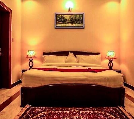 Triple One Hotel Suites Abbottabad Luaran gambar