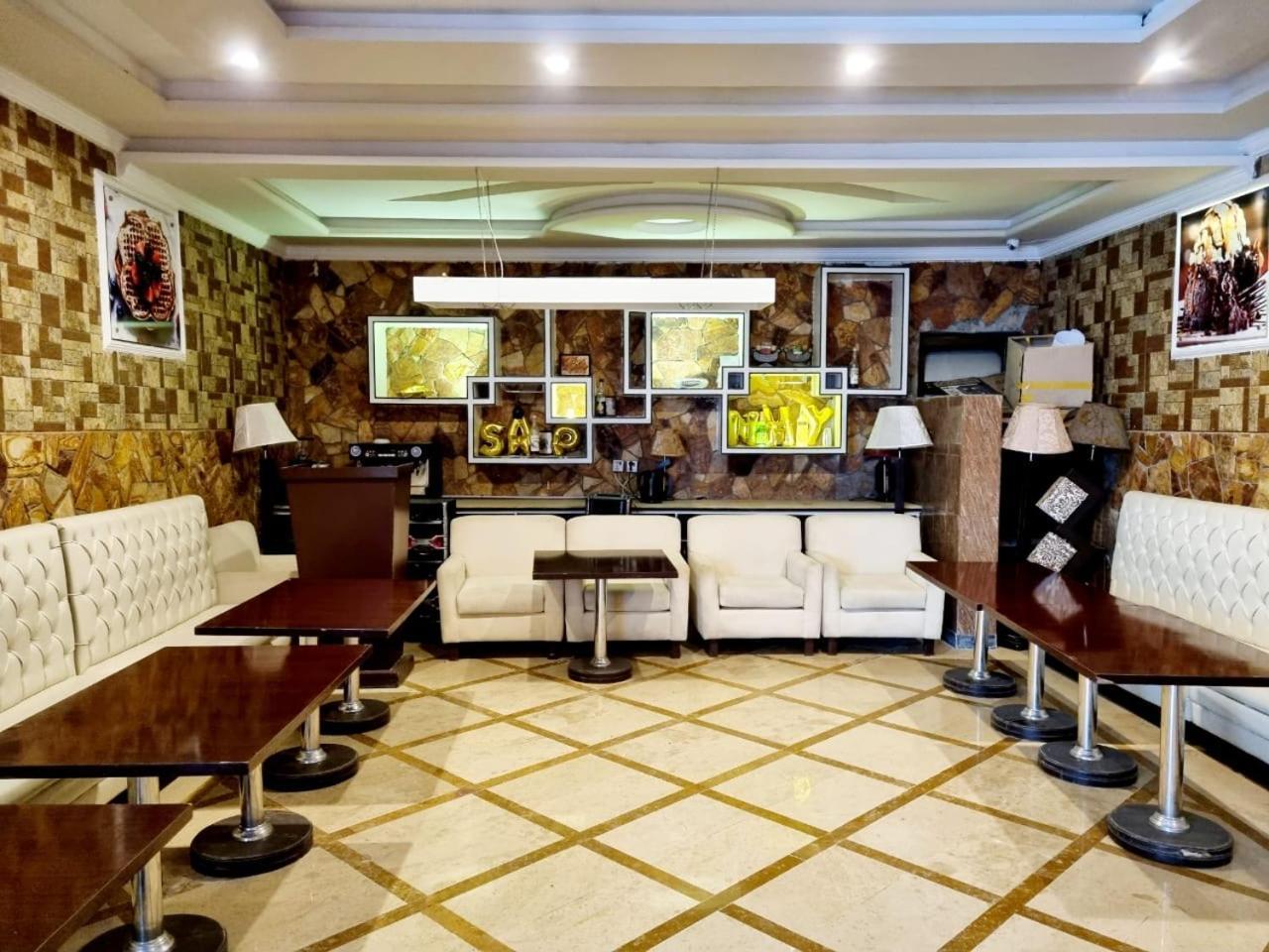 Triple One Hotel Suites Abbottabad Luaran gambar