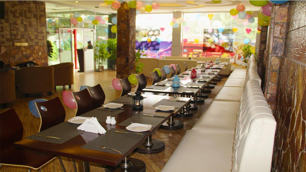 Triple One Hotel Suites Abbottabad Luaran gambar